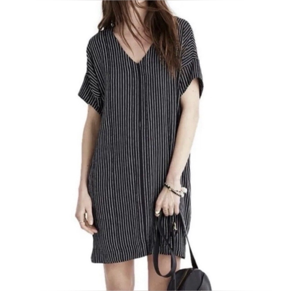 Madewell🌟HOST PICK🌟 Novel Shift Dress Chalkboard Black White striped.SZ Small.